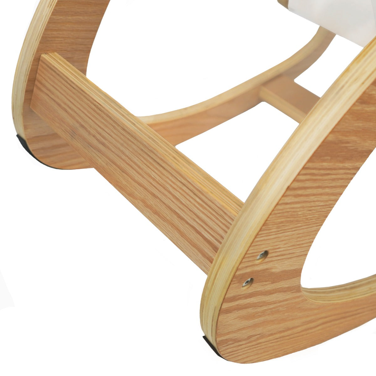 Sedia ergonomica da inginocchiarsi in legno chiaro, con base curvata e finitura liscia, progettata per comfort e postura corretta