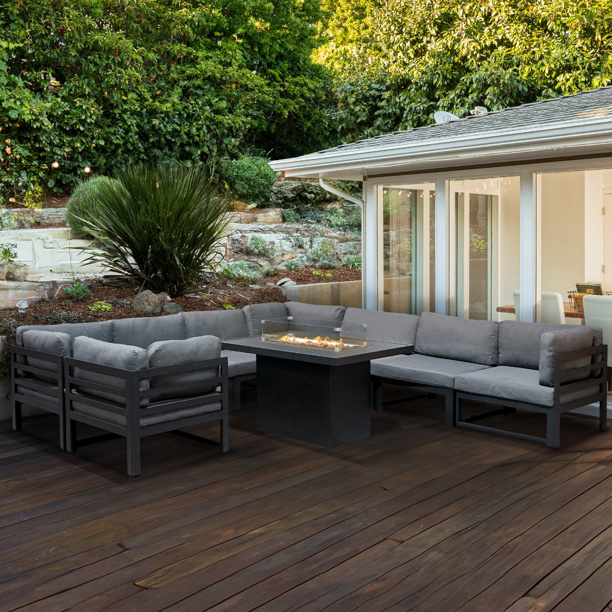 Set Di Mobili Da Giardino Componibili Con Focolare