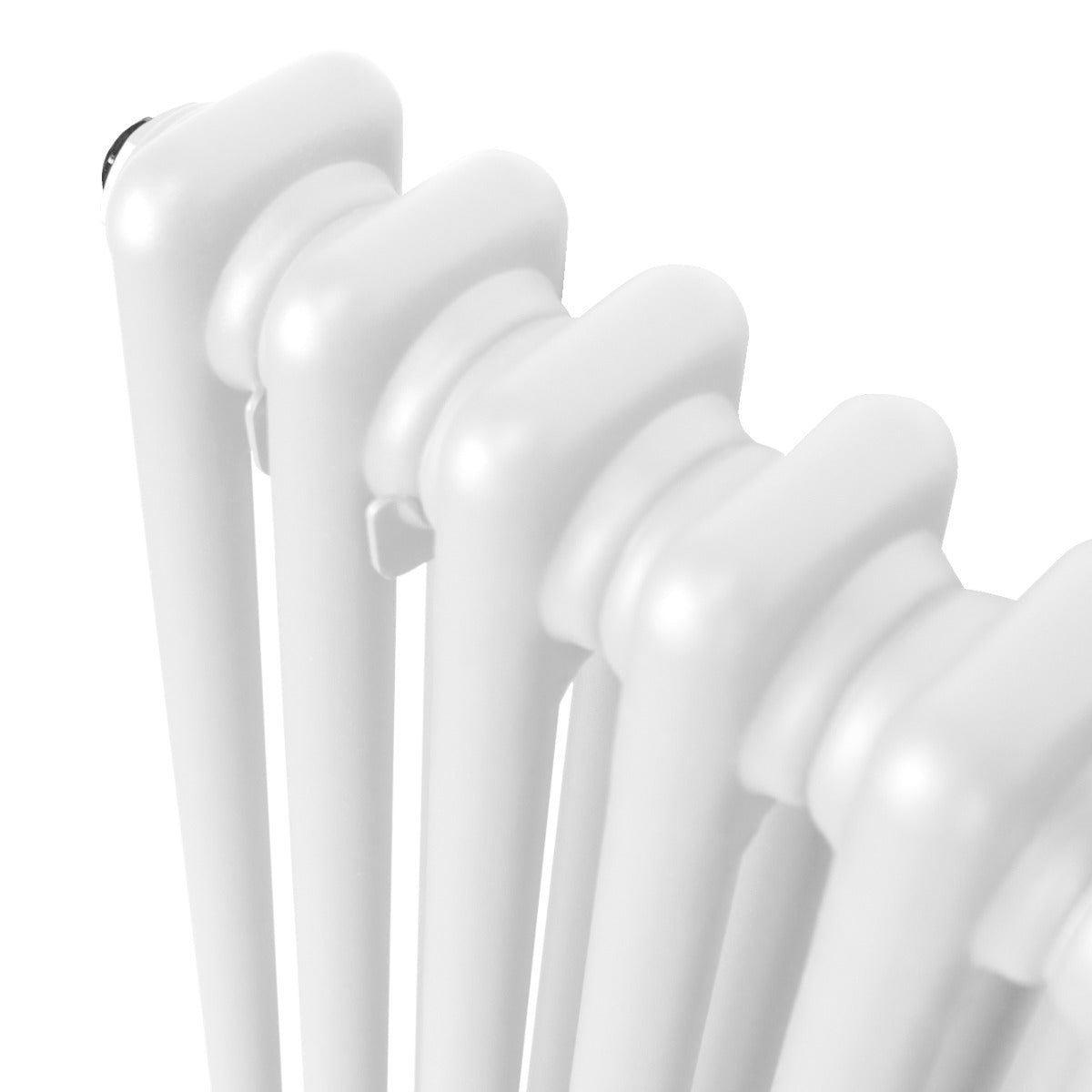 Termosifone a 2 colonne bianco, con finitura liscia e lucida, design elegante e moderno, ideale per riscaldare ambienti