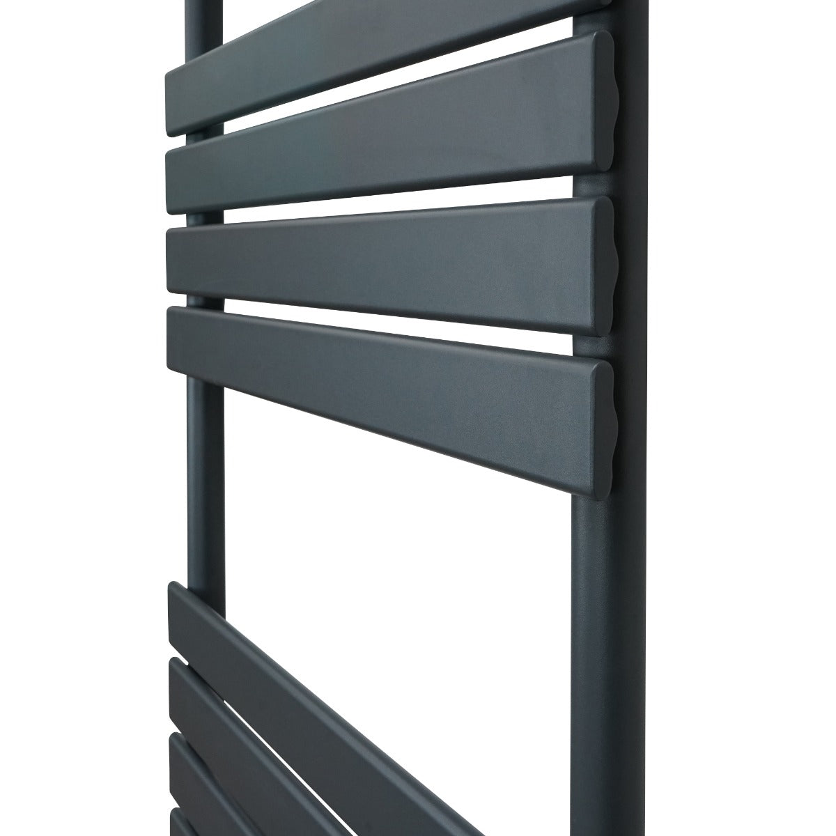 Radiatore per asciugamani a incasso grigio antracite, con design a barre orizzontali e finitura liscia e moderna, misura 1200mm x 600mm
