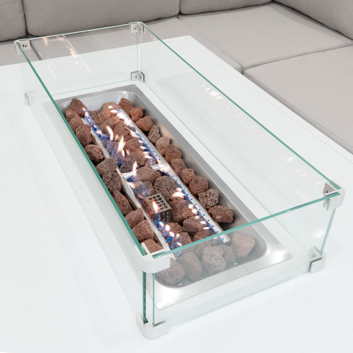 Set di Mobili da Giardino Modulari con Tavolo Braciere - Bianco