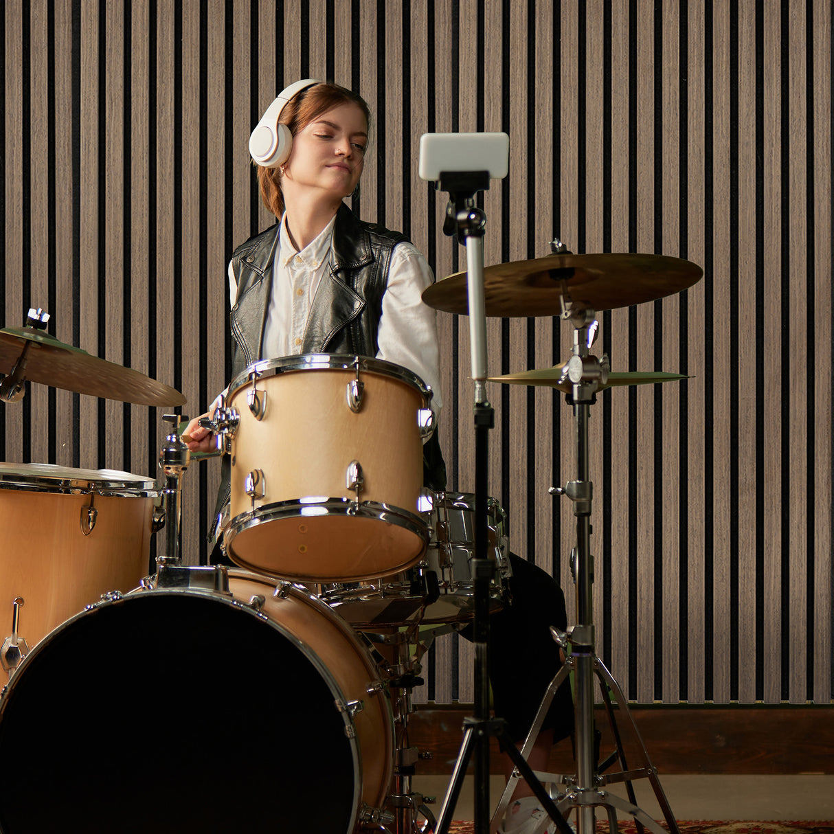 Coppia di Pannelli Fonoassorbenti con Doghe - Noce Scuro