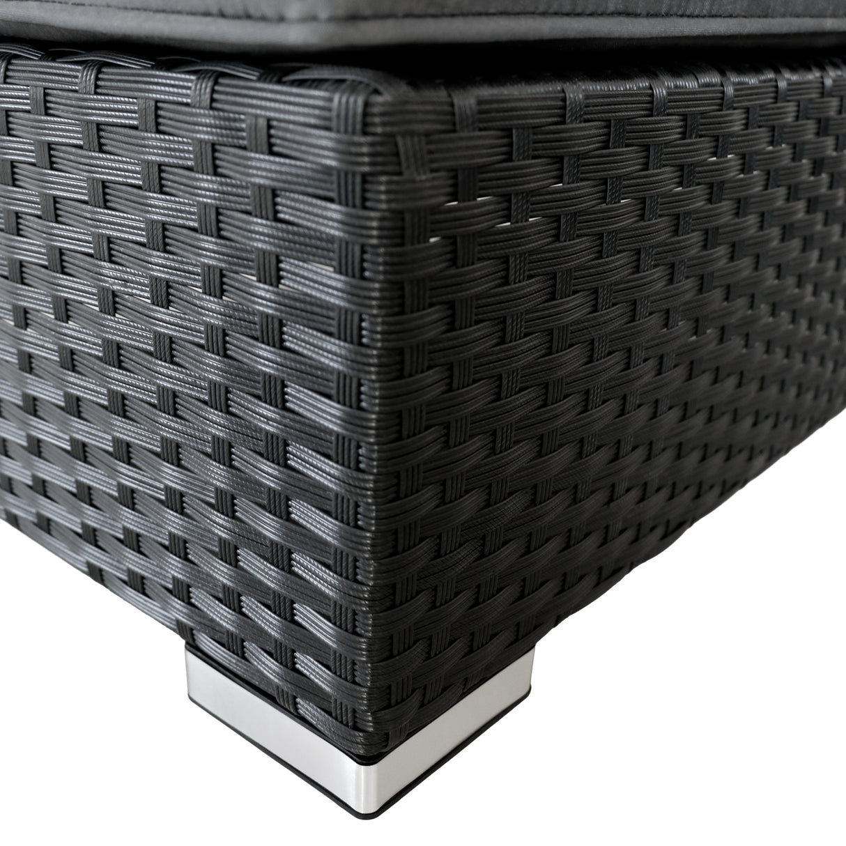 Set Lettini Prendisole in Rattan con Tavolino
