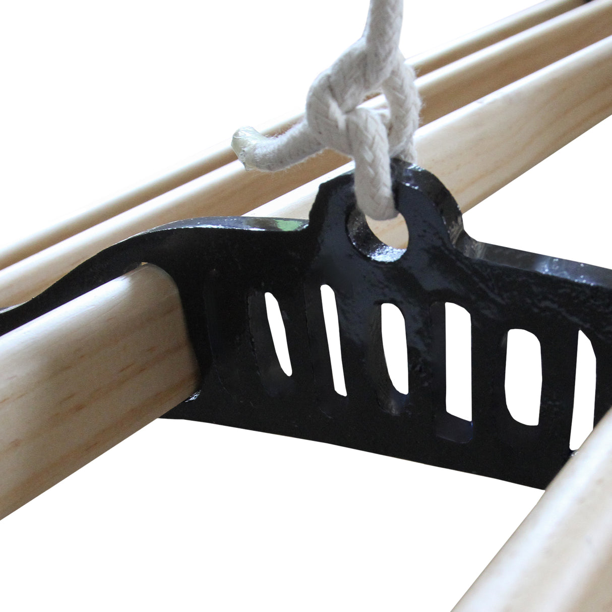 Stendibiancheria da soffitto nero, con supporto in metallo e barre in legno, design funzionale e resistente per asciugare i vestiti