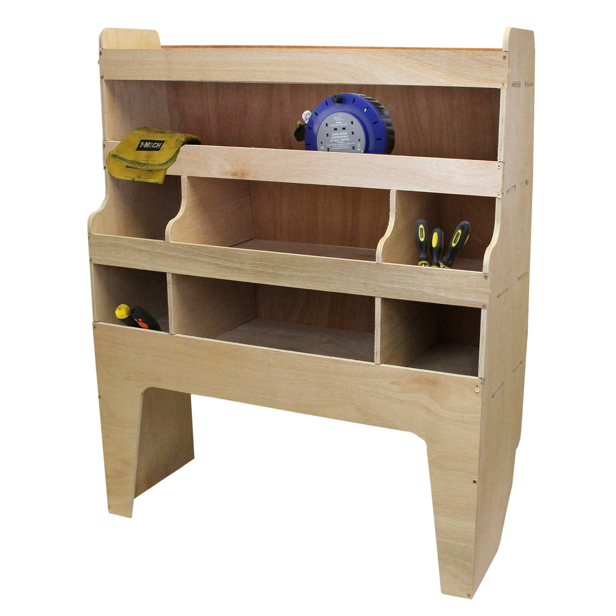 Scaffalatura in legno chiaro per furgone VW Transporter, con ripiani e scomparti per attrezzi e materiali, design funzionale e robusto