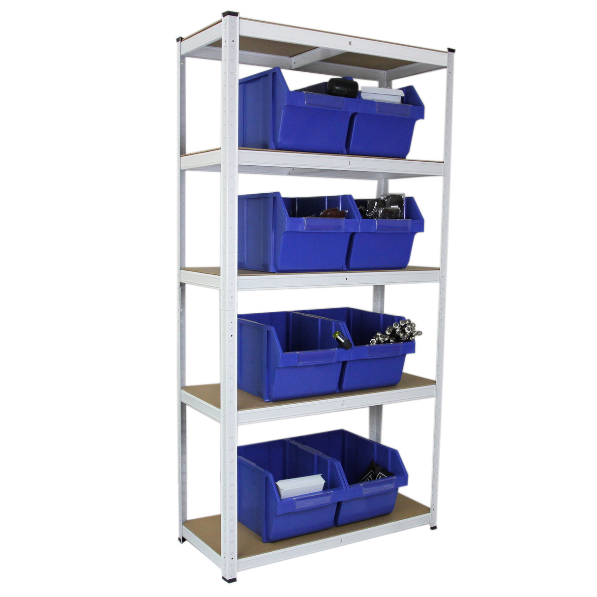 Scaffale da garage bianco in metallo con ripiani e contenitori blu, ideale per organizzare attrezzi e materiali in spazi ristretti