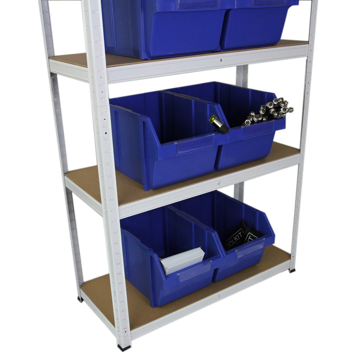 Scaffale da garage bianco in metallo con tre ripiani e contenitori blu, ideale per organizzare attrezzi e materiali in modo efficiente