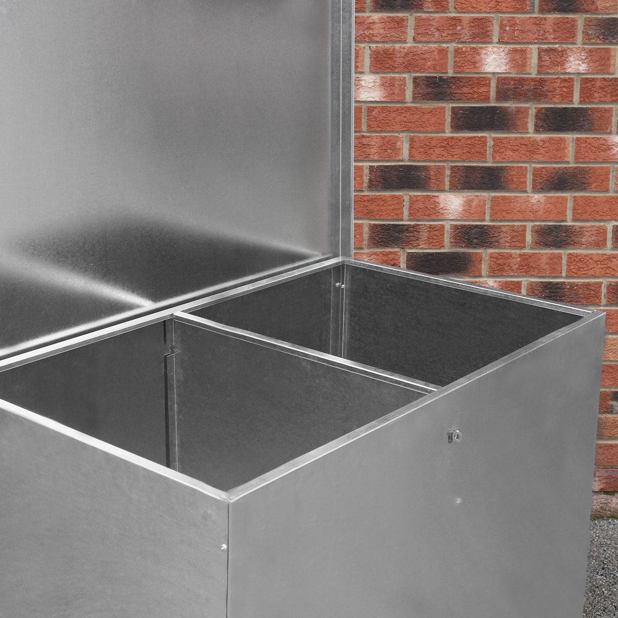 Contenitore per Mangimi Galvanizzato - 2 Scomparti