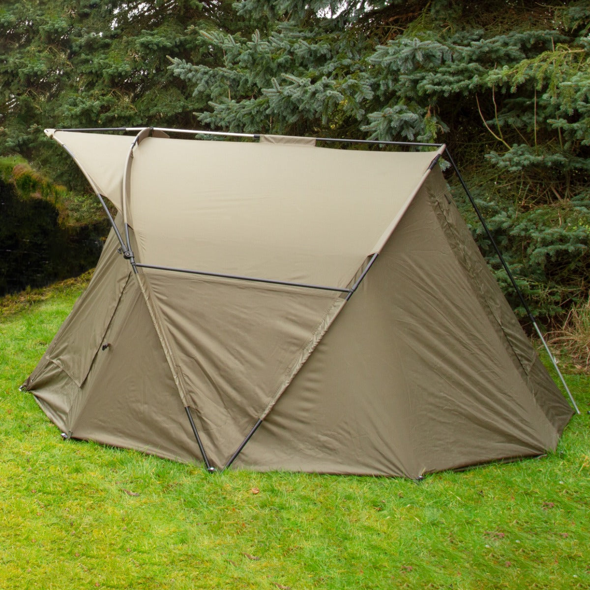 Tenda bivvy da pesca per 2 persone, color marrone, con struttura robusta e tessuto impermeabile, ideale per campeggio all'aperto