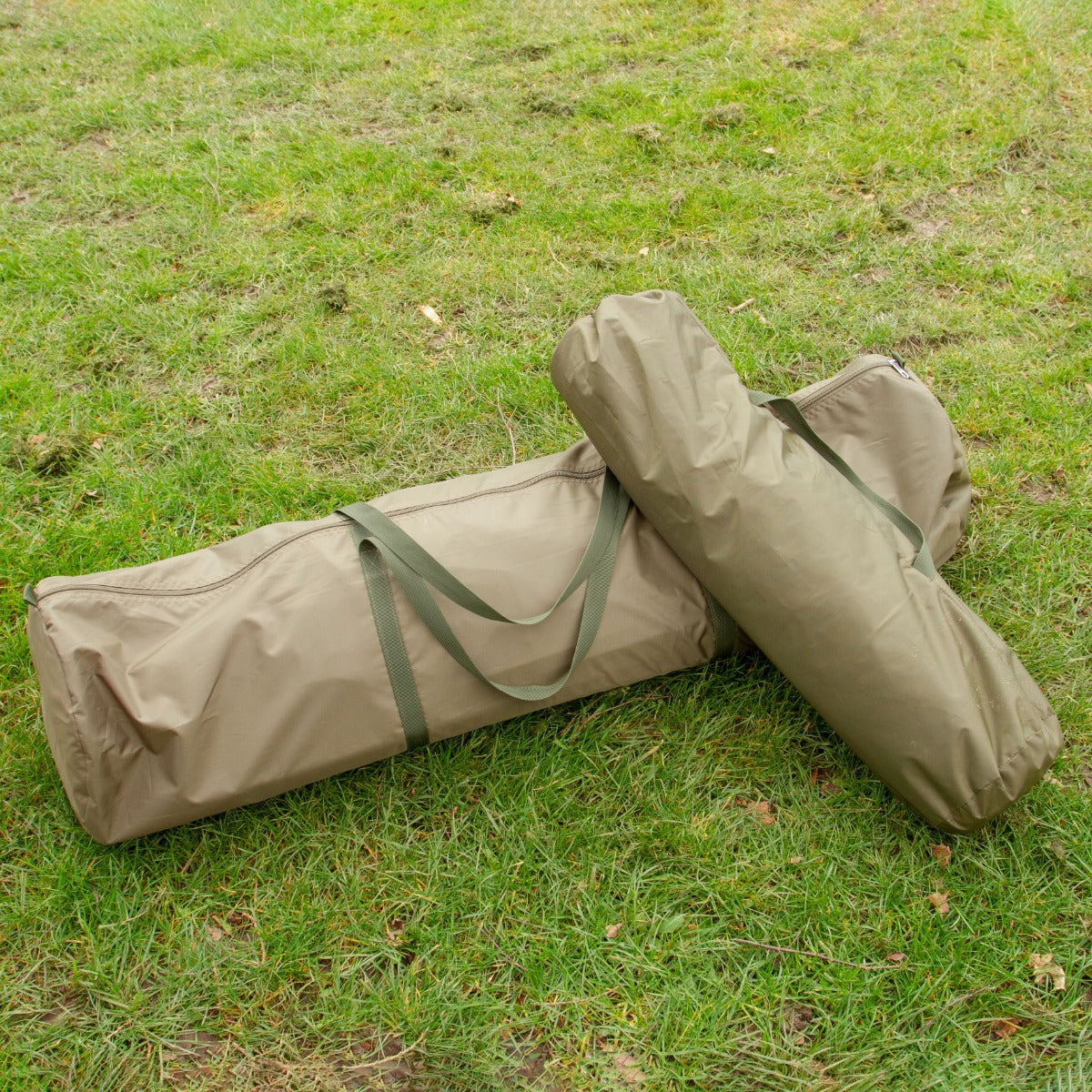 Tenda bivvy da pesca per 2 persone, colore verde oliva, confezionata in un involucro esterno resistente, ideale per attività all'aperto