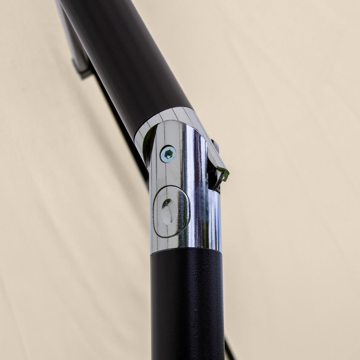 Ombrellone da Giardino Inclinabile 2.7m con LED - Beige