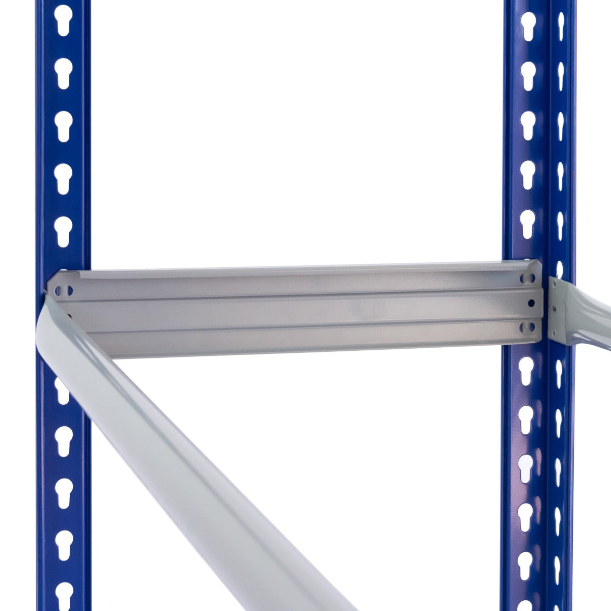 Scaffale porta pneumatici in metallo blu e grigio, con ripiani robusti e supporti per una facile organizzazione dei pneumatici