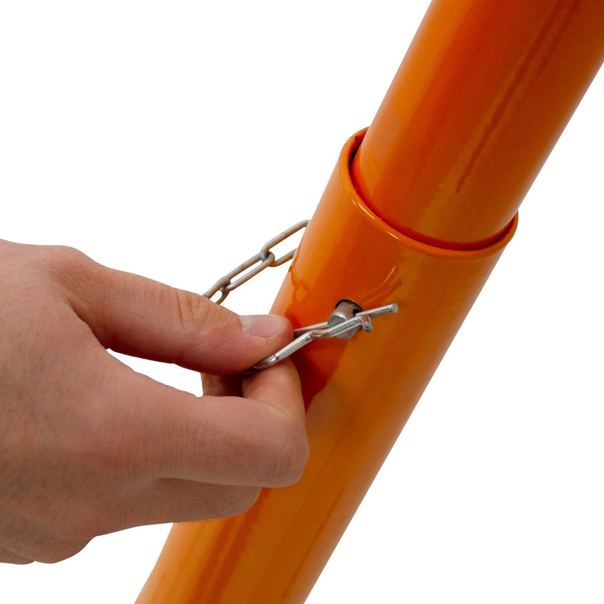 Strumento di taglio mattoni T-Mech, manico arancione lucido, catena metallica e gancio per un facile utilizzo e sicurezza
