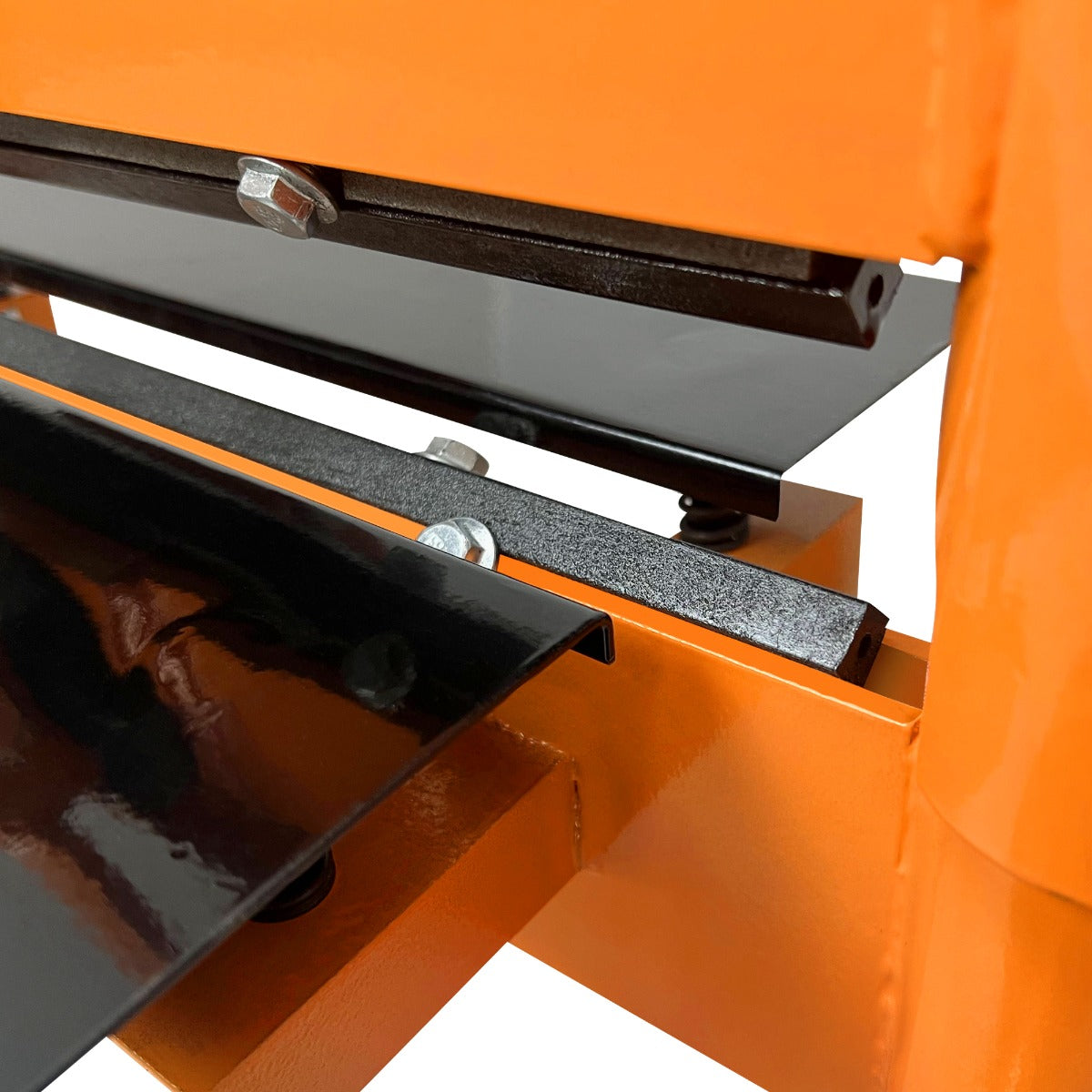 Taglia mattoni T-Mech 430mm con struttura arancione, lame nere lucide e dettagli metallici, progettata per un taglio preciso e facile