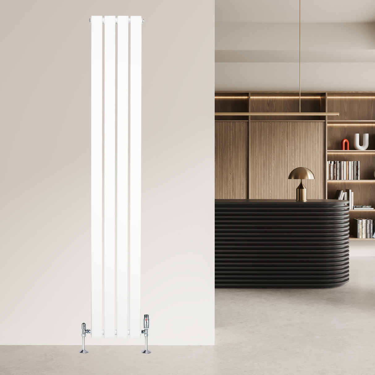 Radiatore verticale a colonna singola, 1800 x 280 mm, finitura bianca lucida, design moderno con linee pulite, installato in un ambiente elegante
