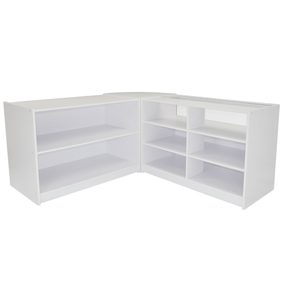 Set di tre banconi da negozio in bianco brillante, con ripiani aperti e finitura liscia, ideale per esposizione e vendita di prodotti