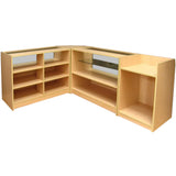 Set bancone Cosmo in legno chiaro, con ripiani aperti e uno spazio vetrina, design moderno e funzionale per negozi o uffici