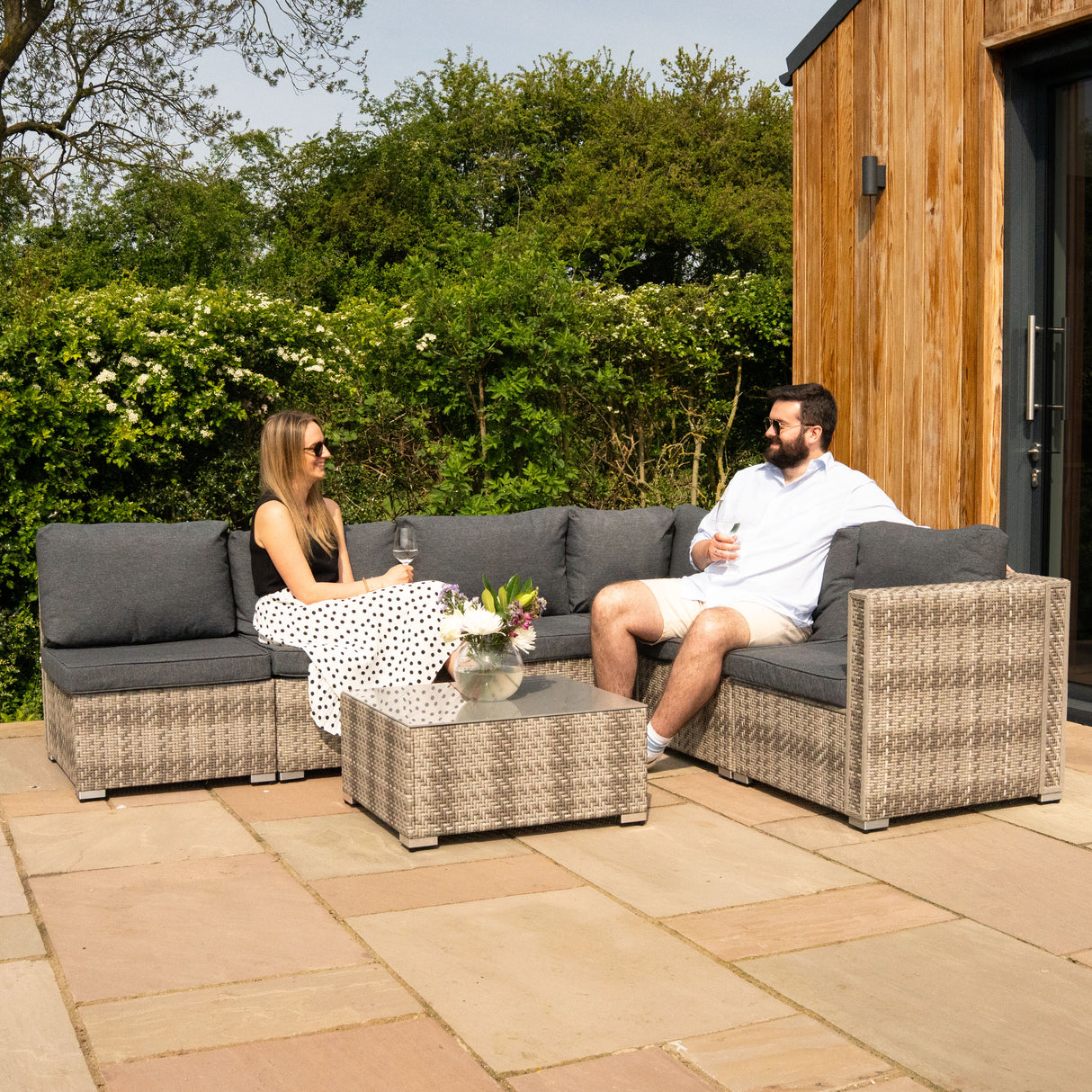 Set Mobili da Giardino 7 Pezzi in Rattan Grigio