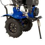 Motozappa a benzina 7,5HP 212cc, con ruote nere robuste, telaio blu brillante e motore bianco, progettata per uso professionale