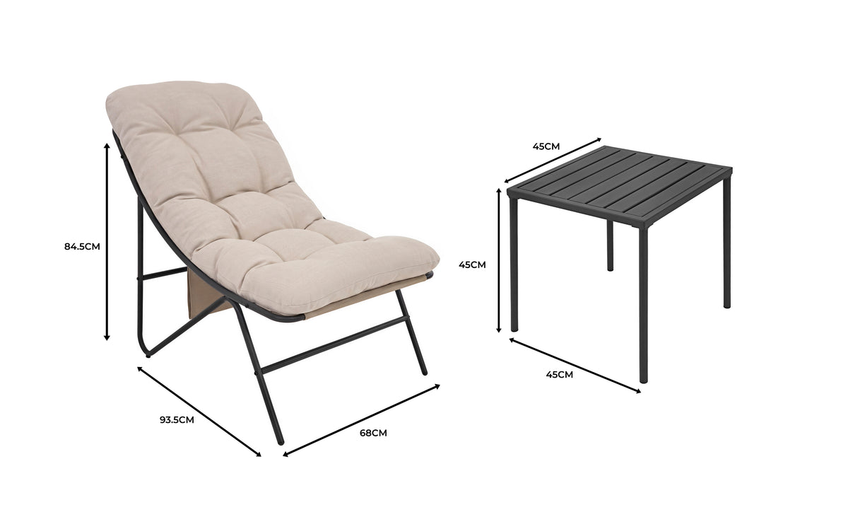 Set bistro da giardino grigio e crema con due poltrone imbottite e tavolino in metallo, design elegante e moderno, ideale per esterni