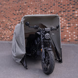 Tenda per moto grigia, resistente e impermeabile, con struttura robusta, che protegge efficacemente la moto da agenti atmosferici