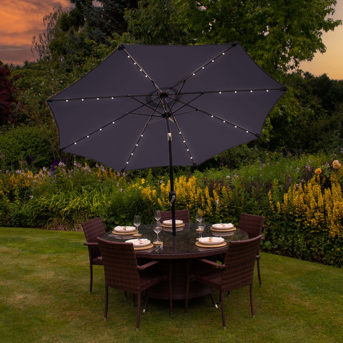 Ombrellone da Giardino Inclinabile 2.7m con LED - Grigio