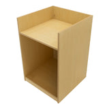 Bancone negozio in legno d'acero chiaro, con ripiano superiore e spazio sottostante, design semplice e moderno, ideale per esposizione