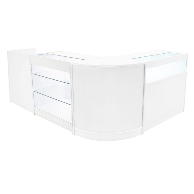 Bancone negozio angolare bianco con ripiani in vetro, design moderno e luminoso, ideale per esposizione prodotti e arredamento commerciale