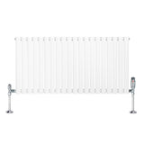 Radiatore orizzontale a colonna singola, 600 x 1200 mm, finitura bianca lucida con valvole cromate ai lati, design elegante e moderno