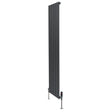 Radiatore piatto monocolonna grigio antracite, 1800 x 420 mm, con finitura liscia e valvole integrate per un design moderno ed elegante