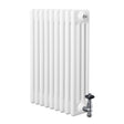 Radiatore tradizionale a 4 colonne, bianco lucido, con valvola cromata, design elegante e linee verticali, dimensioni 600 x 425 mm