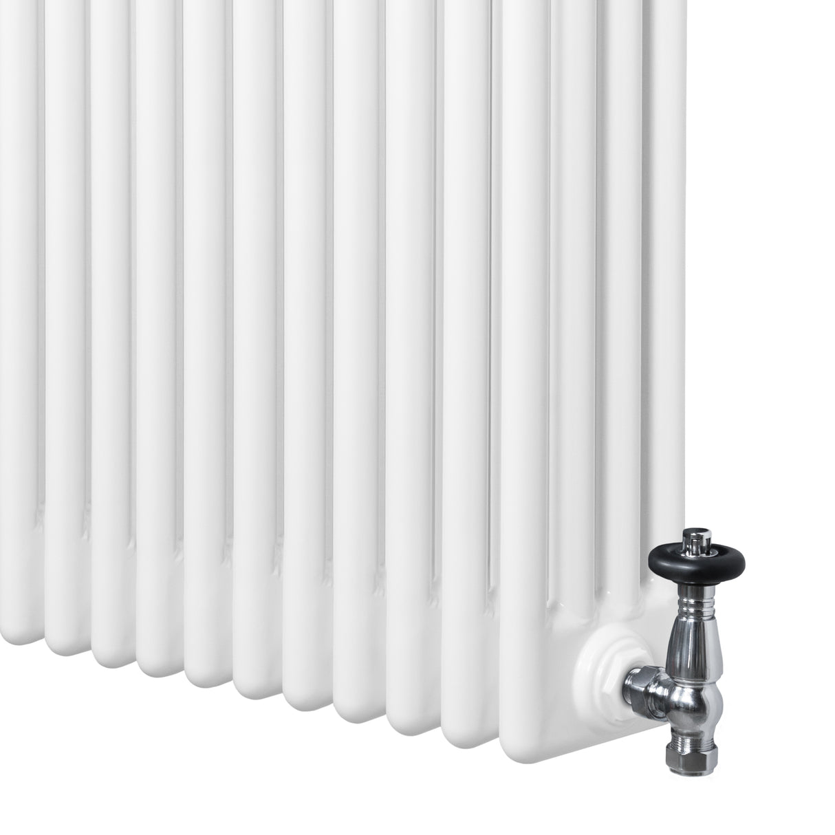 Radiatore tradizionale a 4 colonne, bianco lucido, con valvole cromate, design elegante e linee pulite, dimensioni 600 x 605 mm
