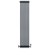 Radiatore tradizionale verticale a 4 colonne, finitura grigio antracite, con valvole, design elegante e linee moderne