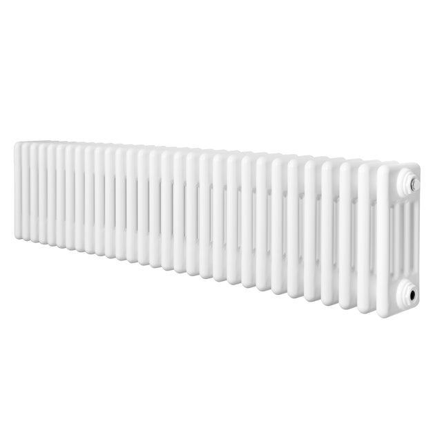 Radiatore tradizionale a 4 colonne, bianco lucido, lungo 1370 mm, con finitura liscia e design elegante per riscaldare gli ambienti