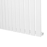 Radiatore piatto a colonna singola verticale, 1800 x 420 mm, finitura bianca liscia, design moderno e lineare, ideale per riscaldamento elegante
