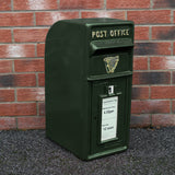 Cassetta Postale Britannica con Piedistallo - Verde